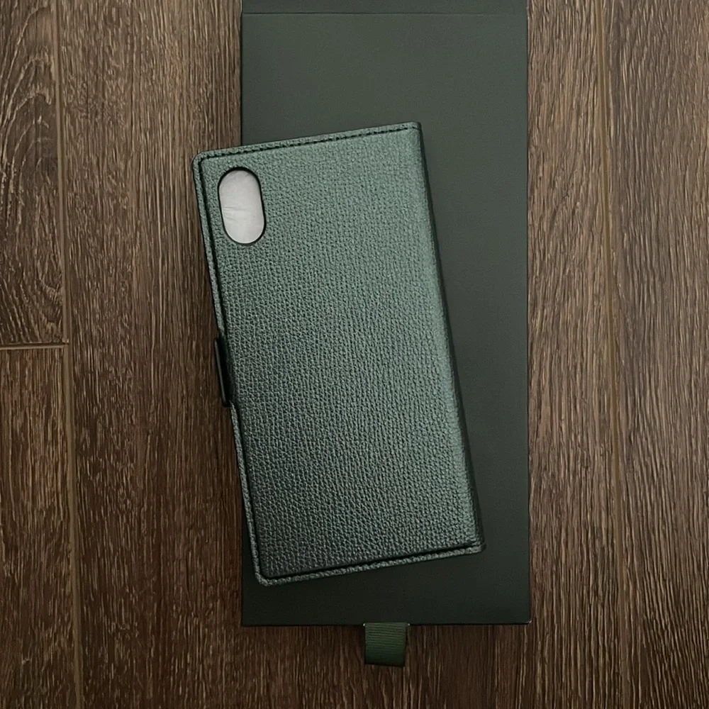 Sylvia Iphone Xs Max Magnetic Wrap Folio Case